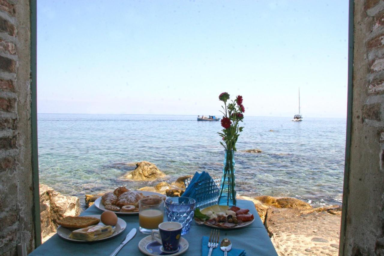Bb Il Generale Bed & Breakfast Scilla Dış mekan fotoğraf